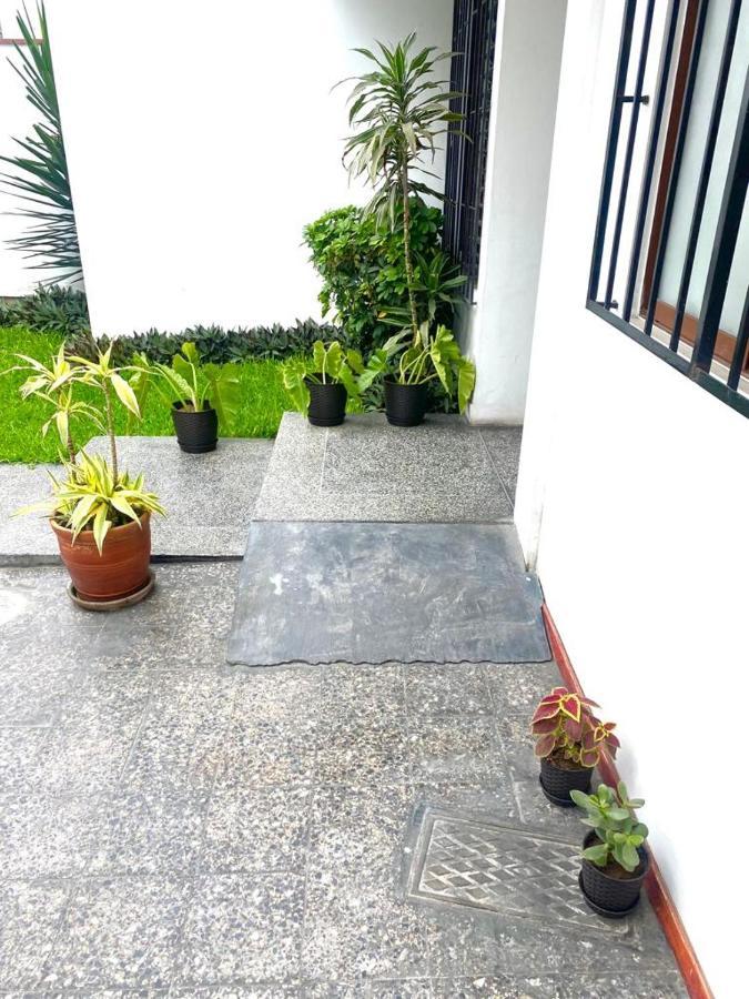 Lima Mini Aparts Monterrico - Cerca Embajada Eeuu المظهر الخارجي الصورة